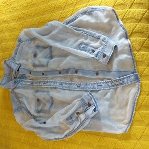 Lightweight button down